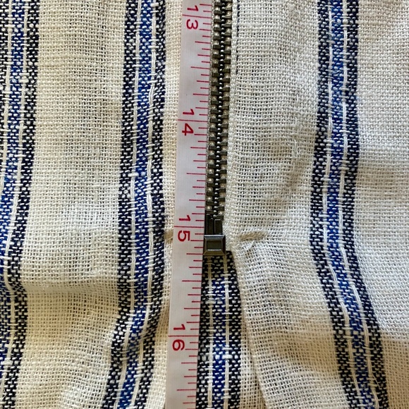 BCBGeneration | Front Zip Stripe Midi Skirt - Picture 3 of 7